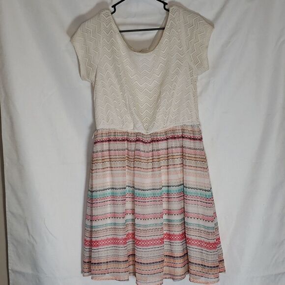 Maurices 0 White Chevron Lace & Striped Dress - Picture 1 of 11